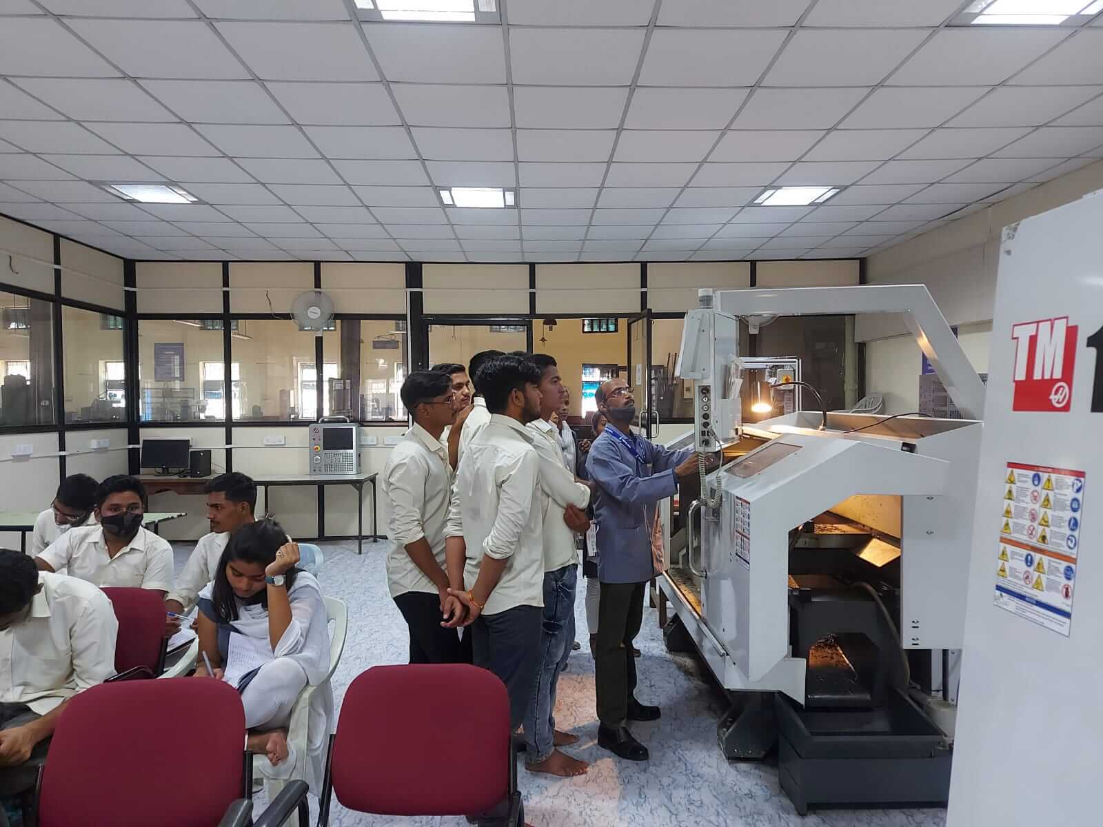 Machine Section
								(CNC)